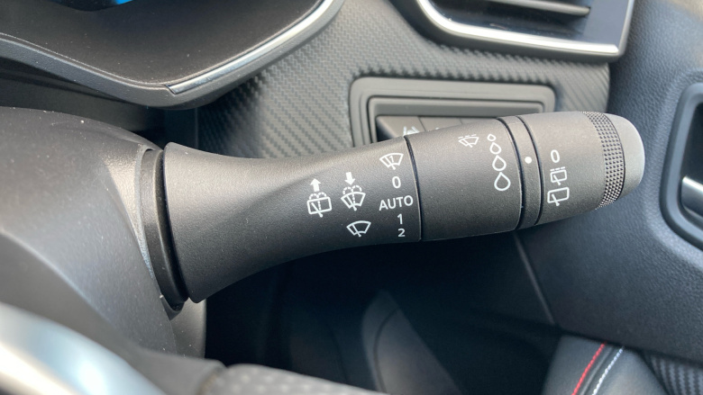 Renault Clio 1.0 TCe 90 RS Line 5dr Petrol Hatchback